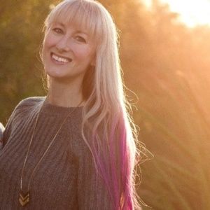 Meet your Posher, Lacey